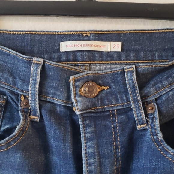 LEVI'S denim skinny jeans, Size 25, Never Worn - Picture 2 of 2